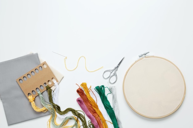 Colecție de broderii colorate